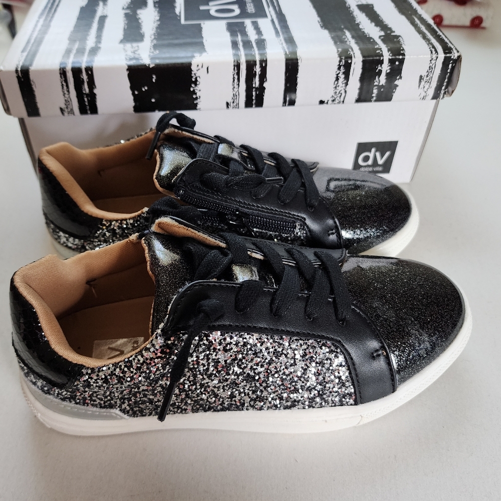 Dolce Vita Girls Shoes size 1